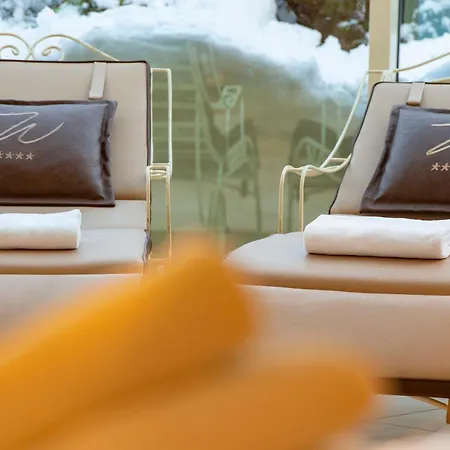 Szálloda Der Wastlhof - Direkt An Der Skipiste Wellness & Niederau