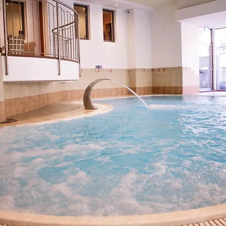 Der Wastlhof - Pools, Spa&eigene Reitschule