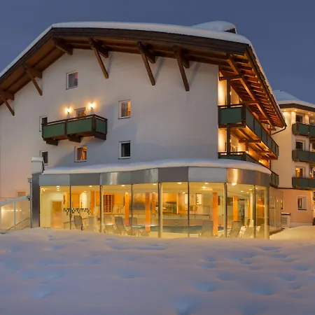 Der Wastlhof - Pools, Spa&eigene Reitschule 4* Niederau