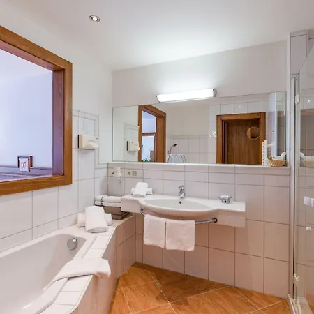 Der Wastlhof - Reiten, Wellness & Aktivurlaub In Den Bergen فندق 4*
