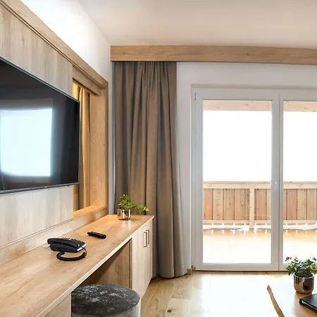 فندق Der Wastlhof - Reiten, Wellness & Aktivurlaub In Den Bergen 4*
