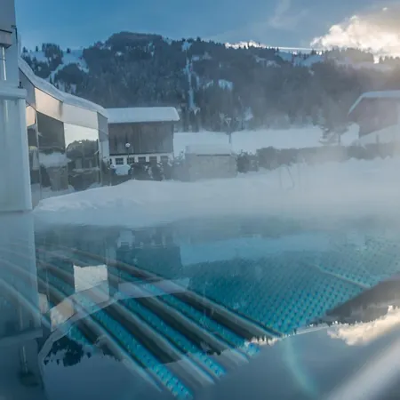 Der Wastlhof - Direkt An Der Skipiste Wellness & Szálloda Niederau