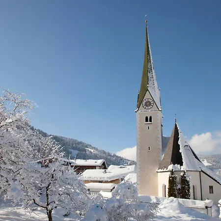 Szálloda Der Wastlhof - Direkt An Der Skipiste Wellness & Niederau