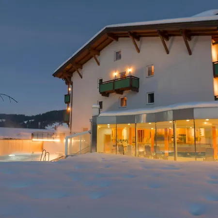 Der Wastlhof - Direkt An Der Skipiste Wellness & Niederau