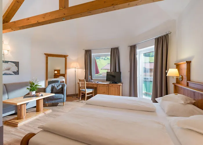 Hotel Der Wastlhof - Reiten, Wellness & Aktivurlaub In Den Bergen Hotel 4*
