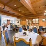 Hotel Der Wastlhof - Reiten, Wellness & Aktivurlaub In Den Bergen 4* 니데라우