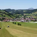 Hotel Der Wastlhof - Reiten, Wellness & Aktivurlaub In Den Bergen Niederau