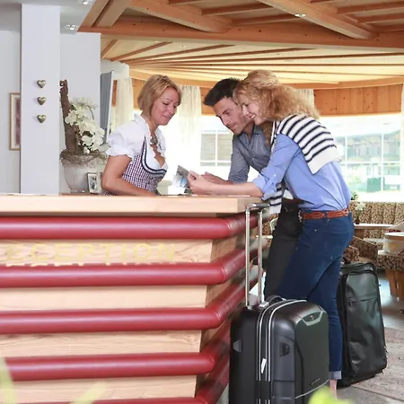 Hotel & Alpin Der Wastlhof 4*
