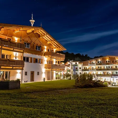 Hotel Der Wastlhof - Reiten, Wellness & Aktivurlaub In Den Bergen Niederau