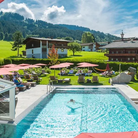Der Wastlhof - Direkt An Der Skipiste Wellness & 4* Niederau