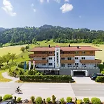 Hotel Der Wastlhof - Reiten, Wellness & Aktivurlaub In Den Bergen Hotel