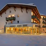 Hotel Der Wastlhof - Reiten, Wellness & Aktivurlaub In Den Bergen 4* Niederau